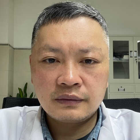 杨飞