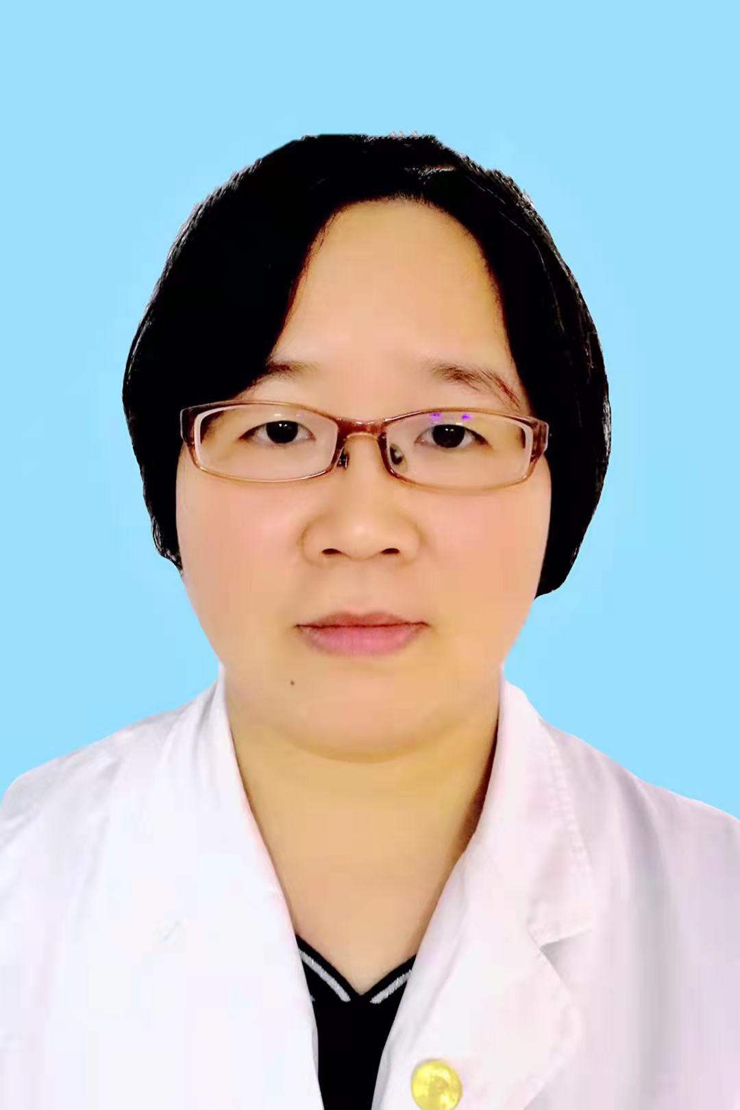 何蕾