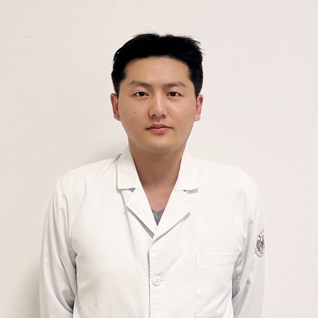 陈柄旭