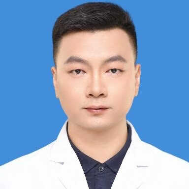 何明伟
