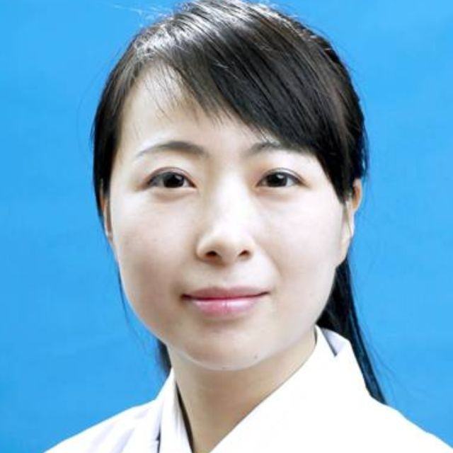 夏艳斐