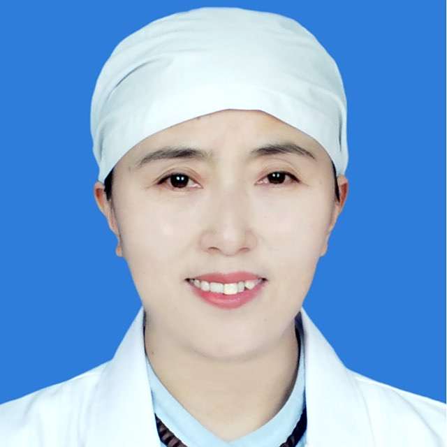 肖英