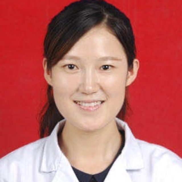 李艳艳