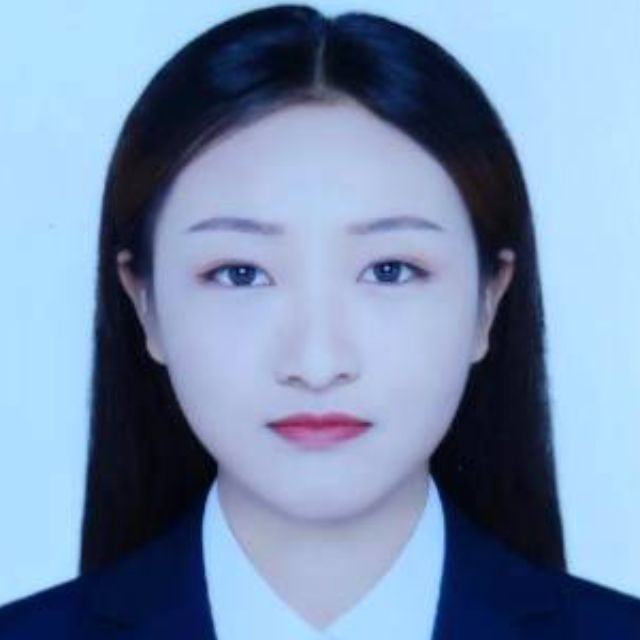 李萌