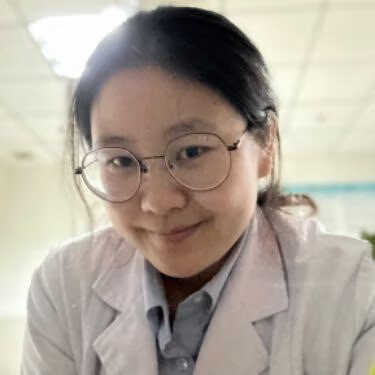 李欣