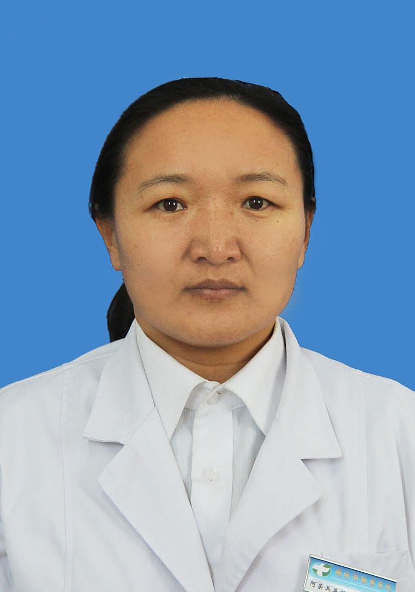 阿荣其其格