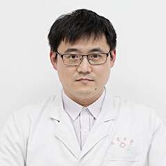 李凡