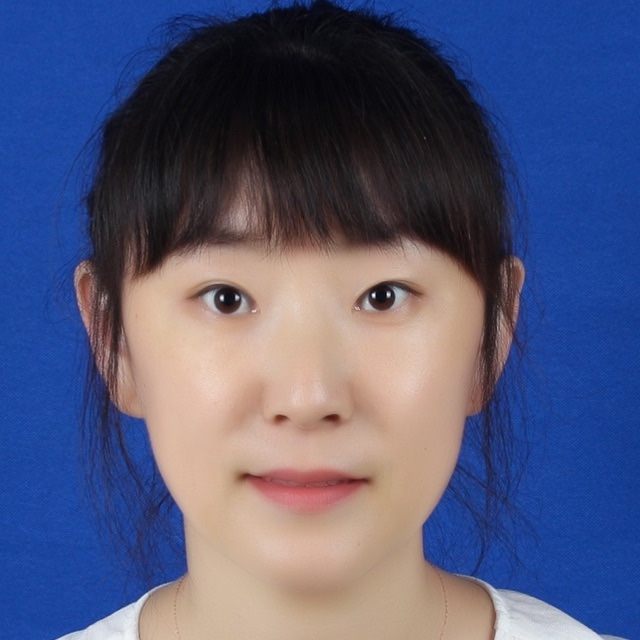 李昕