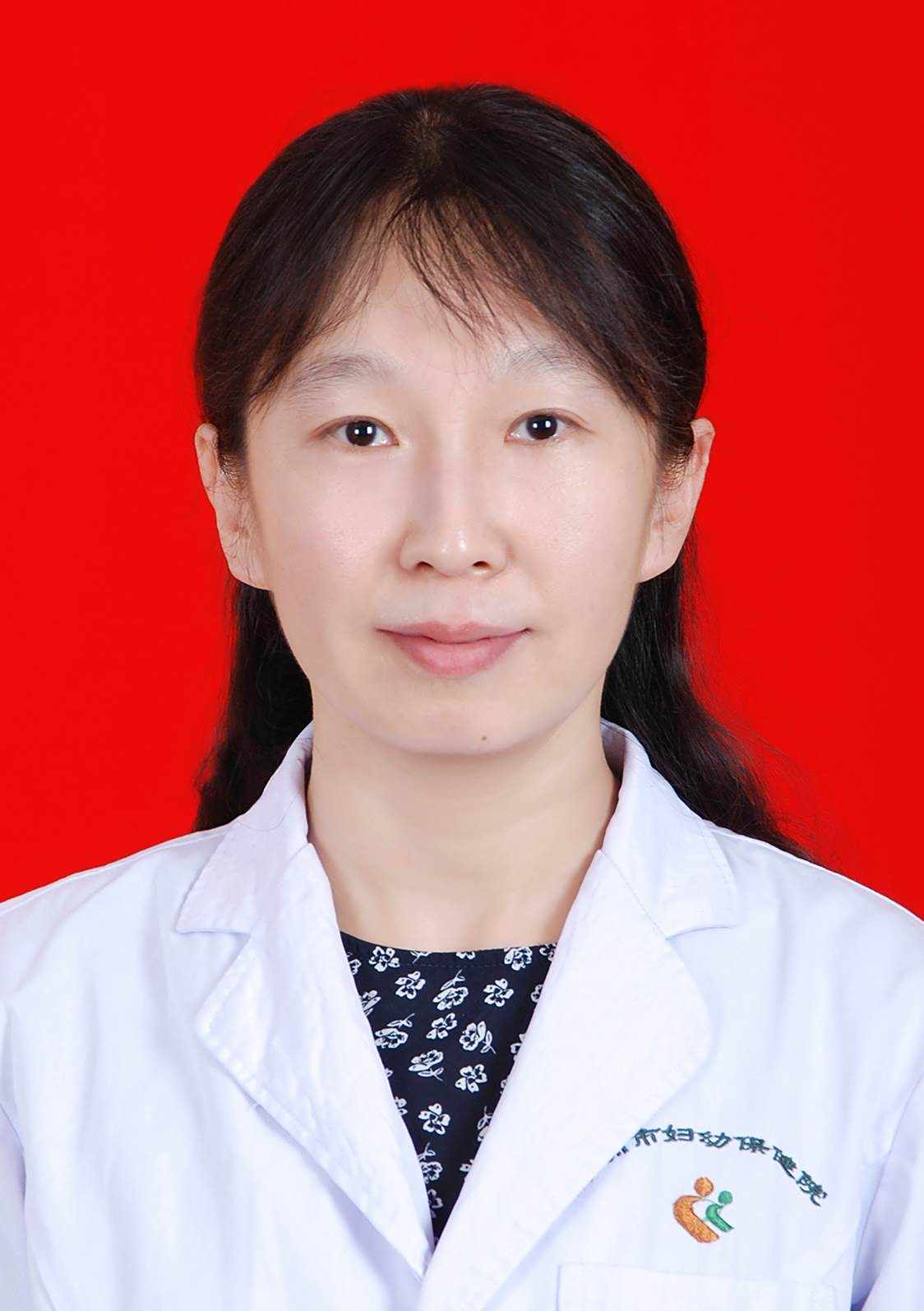 李彬