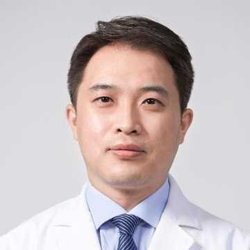 李少飞