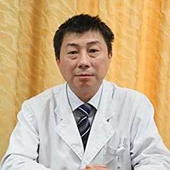 曲军