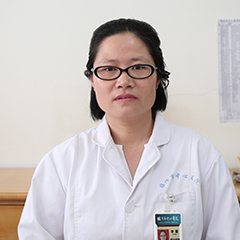 李霞