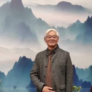 何新源医生