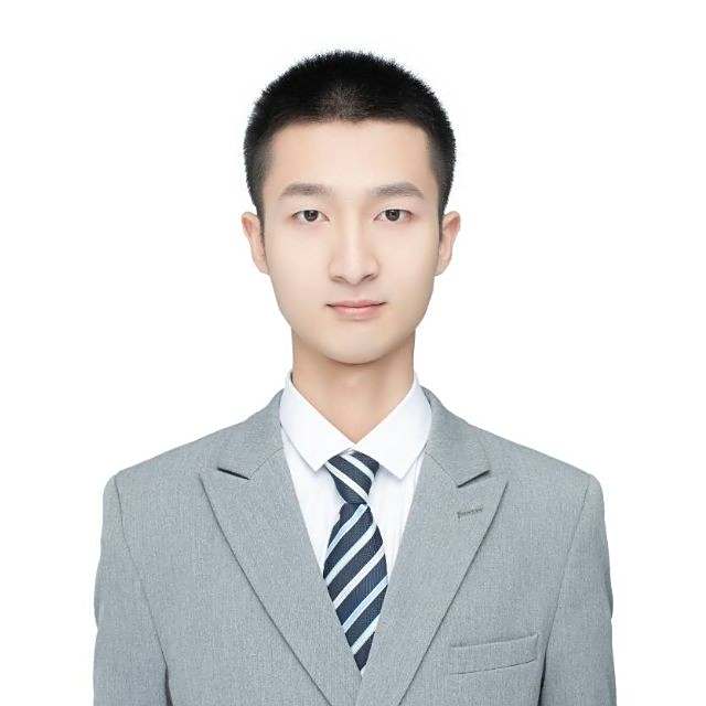 黄博臻