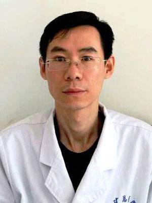 纪春东
