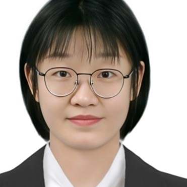 李灿