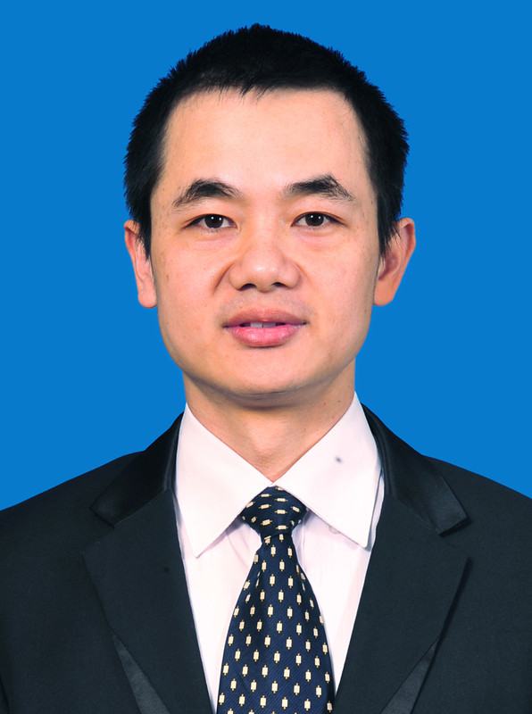 张明