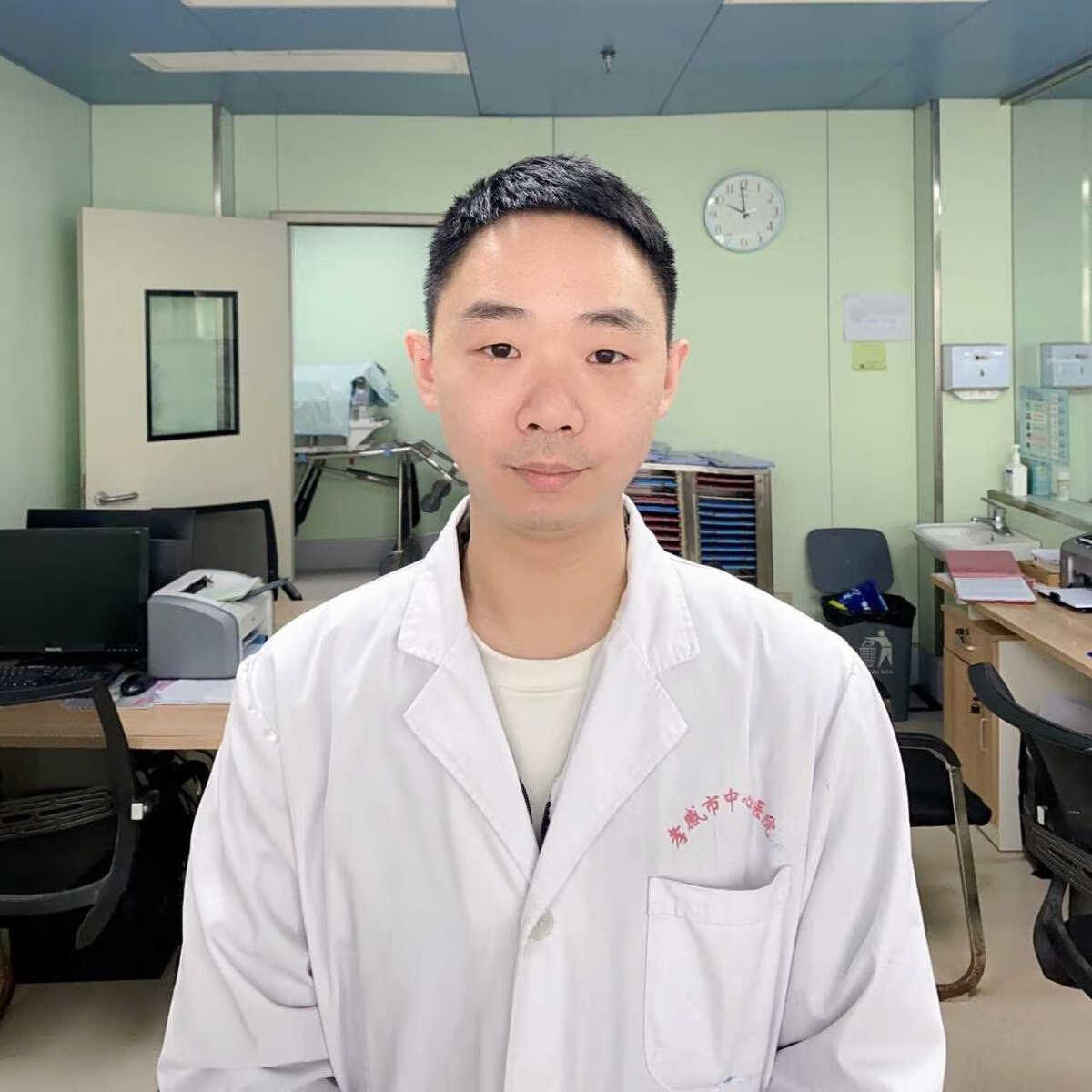 杨鹏