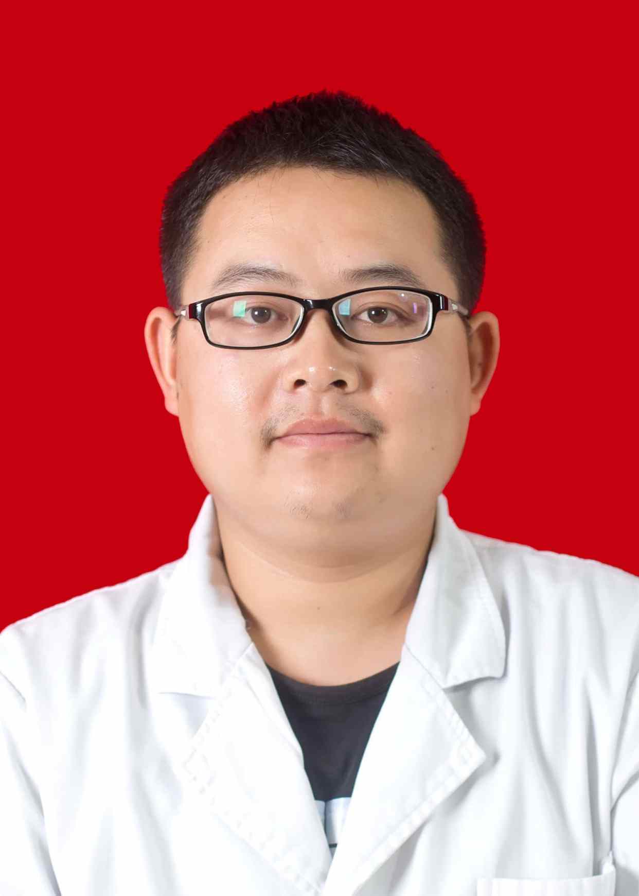 许艳文