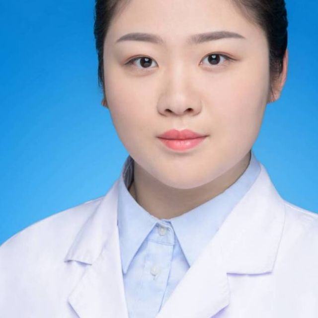 李岫