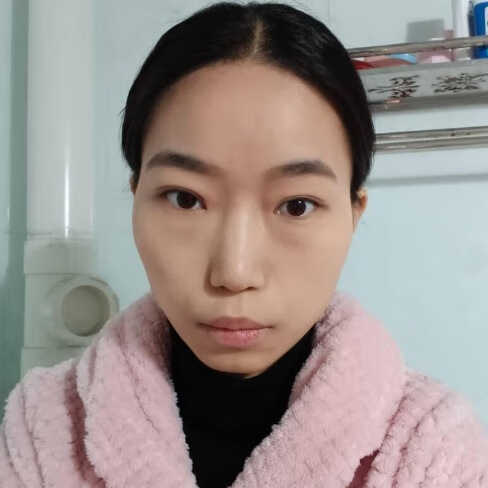 段莹