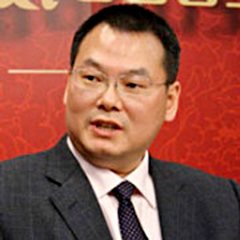 周斌