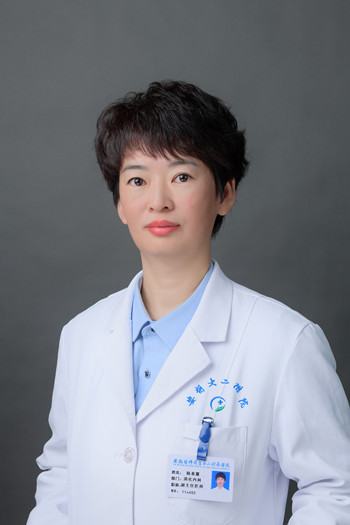 陆春霞