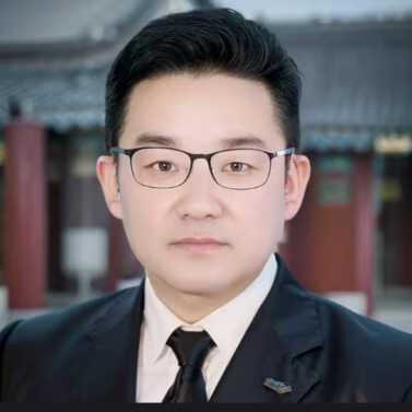 满世伟
