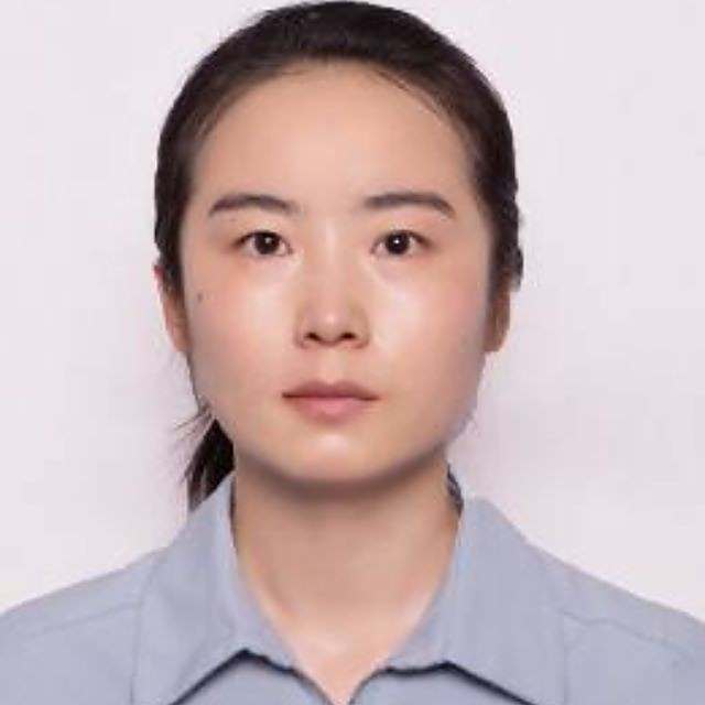 庞源源