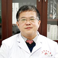 陈华