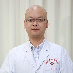 熊亮