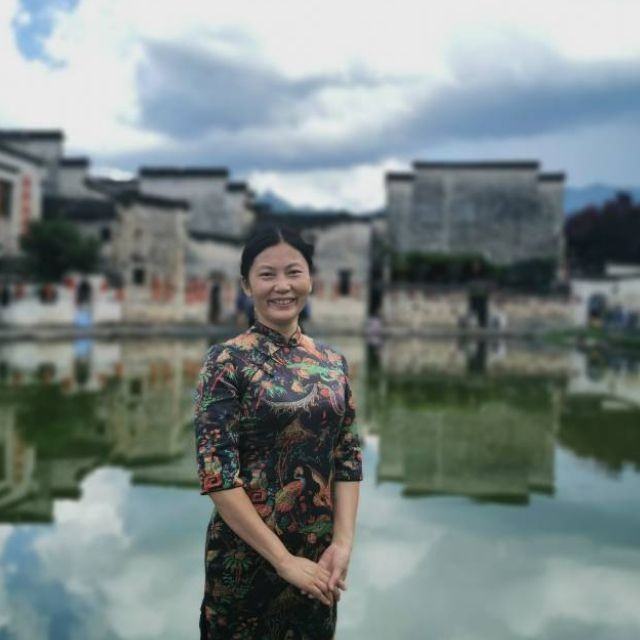 刁亚红