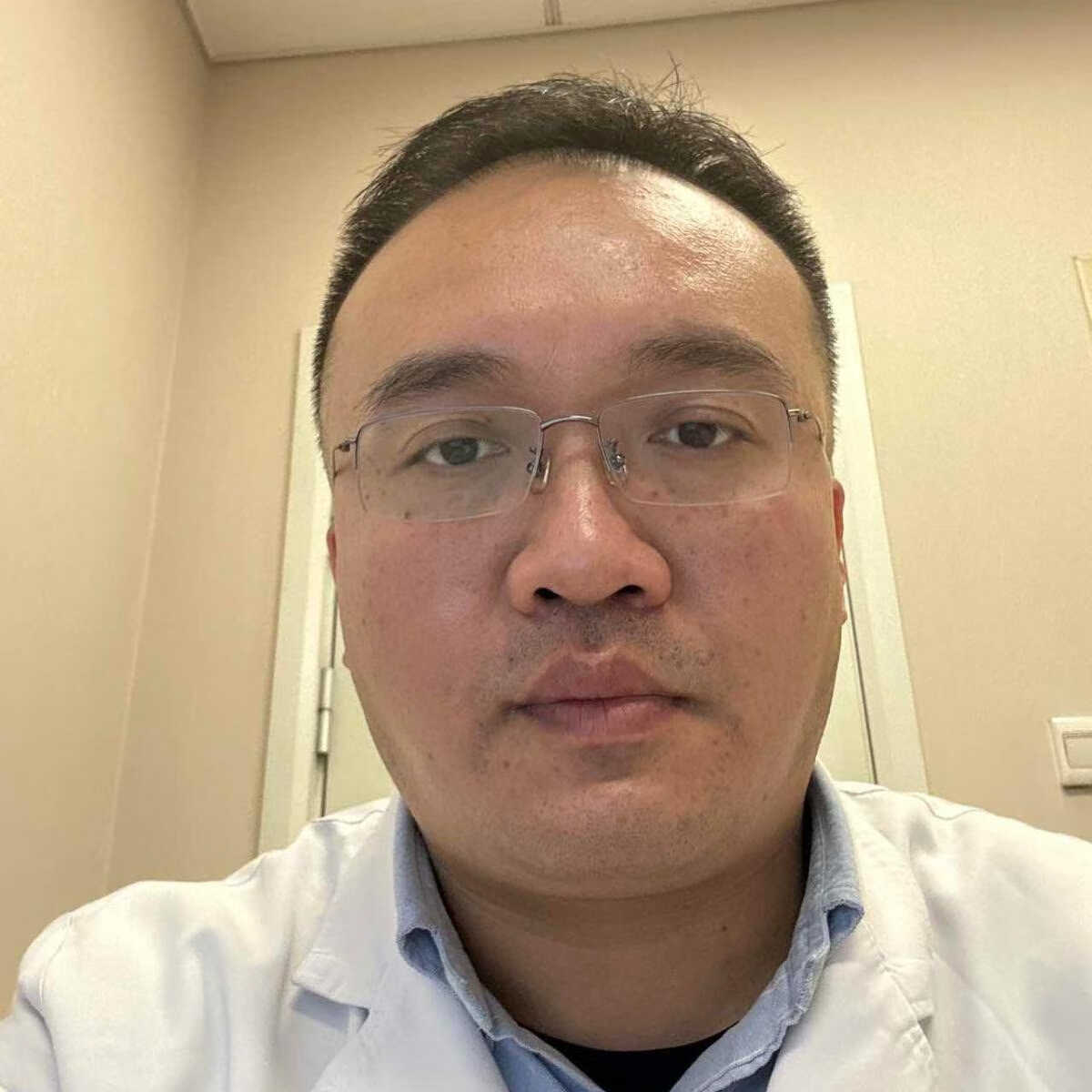 王栋医生
