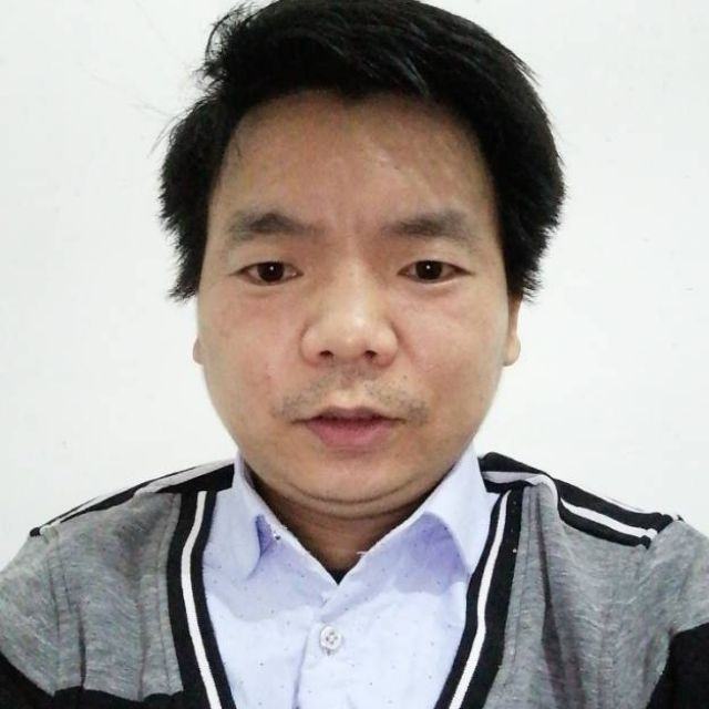 余明华
