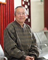 罗明医生