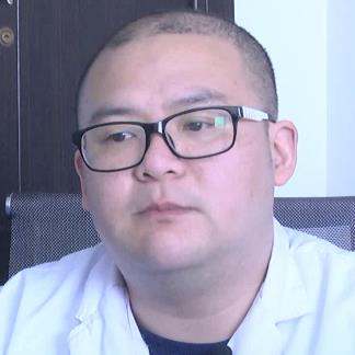 张雷鸣
