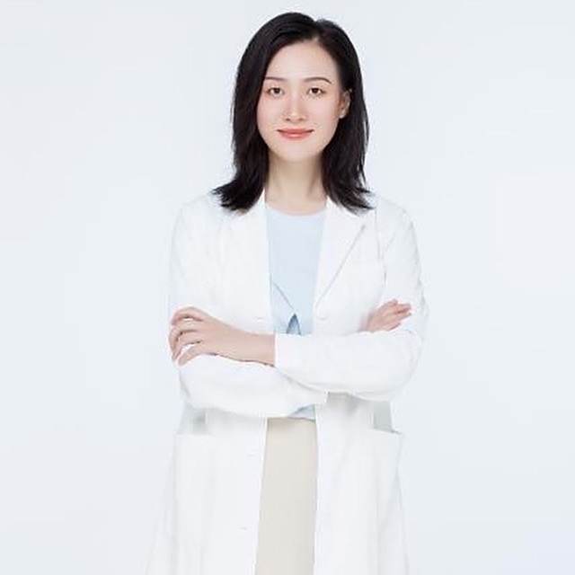 赖圆瑾